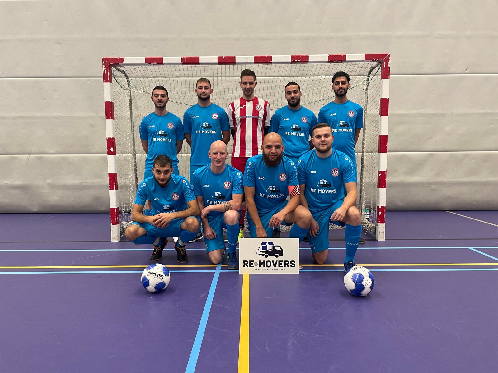 Verhuisbedrijf Remover sponsort Futsal Heerenveen